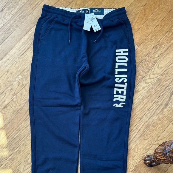 NWT Hollister Relaxed Jogger - Picture 1 of 3